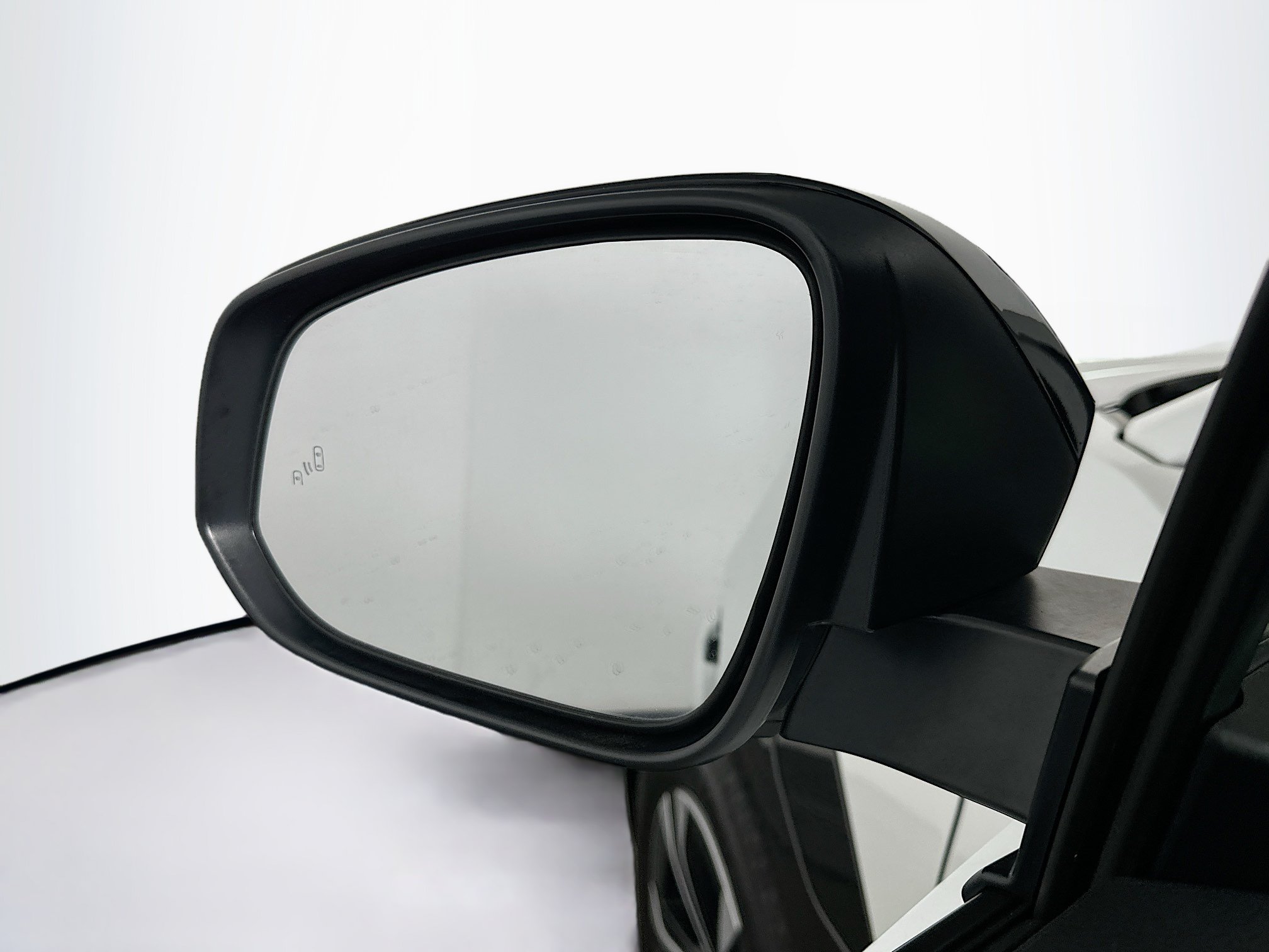 Used 2024 Toyota bZ4X FWD image 16
