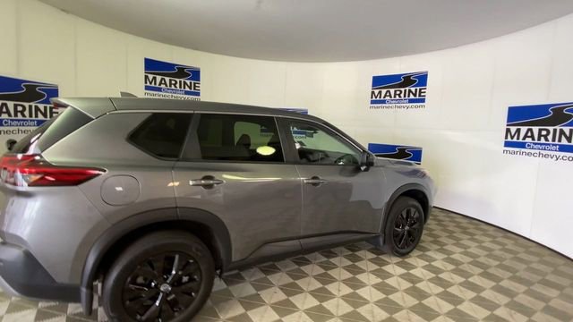 Used 2023 Nissan Rogue SV AWD/4WD image 2