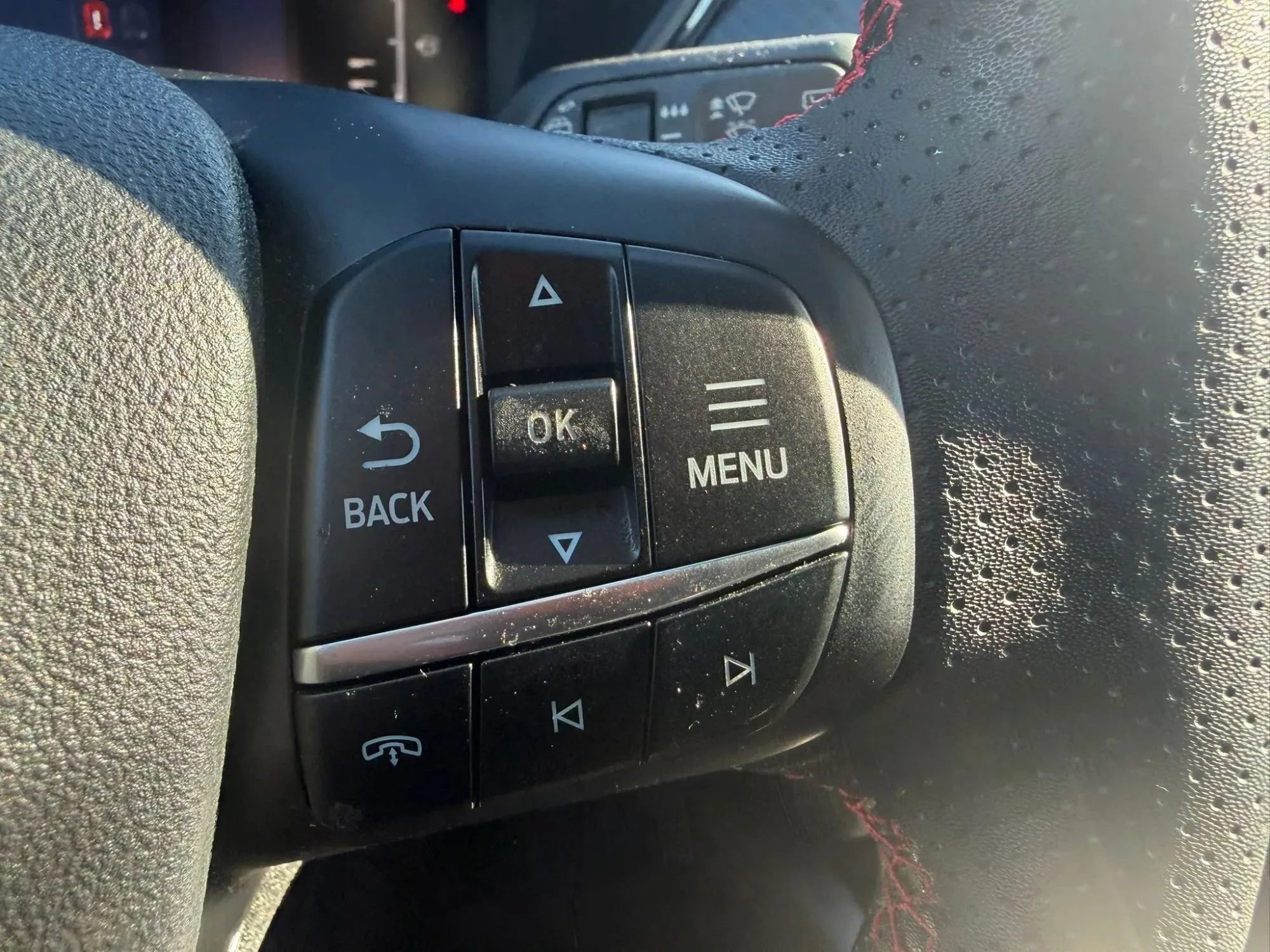 Used 2024 Ford Escape ST-Line w/ Equipment Group 301A FWD image 14