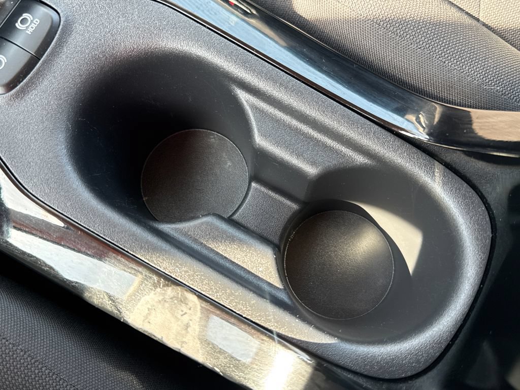 Used 2020 Toyota Corolla LE FWD image 25
