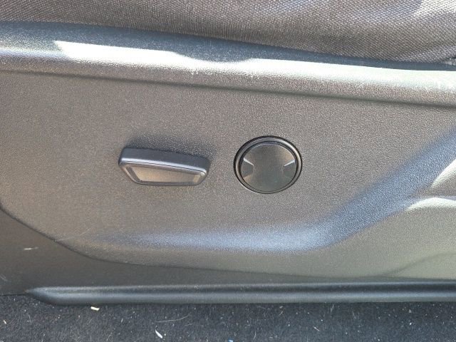 Used 2025 Ford F150 XLT w/ Equipment Group 301A Standard image 22