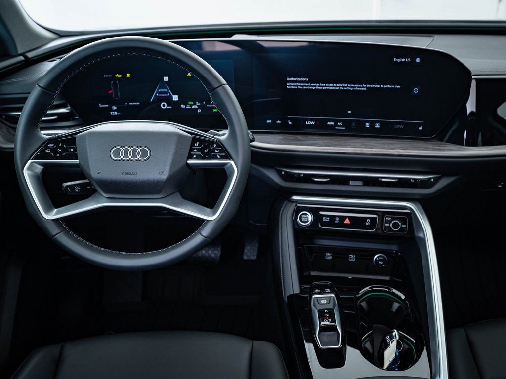 Used 2025 Audi Q5 Premium w/ Convenience Package AWD/4WD image 23
