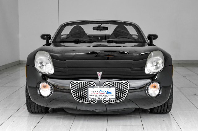 Used 2006 Pontiac Solstice Convertible w/ Power Package RWD image 3
