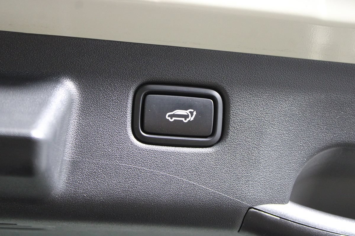 Used 2023 Kia EV6 Wind w/ Wind Technology Package RWD image 28
