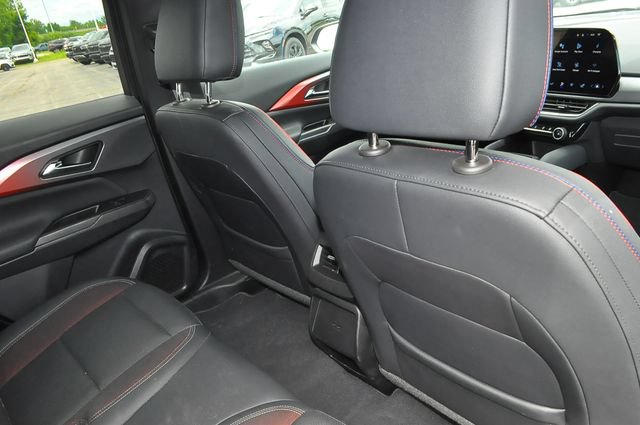 Used 2024 Chevrolet Equinox EV RS FWD image 26