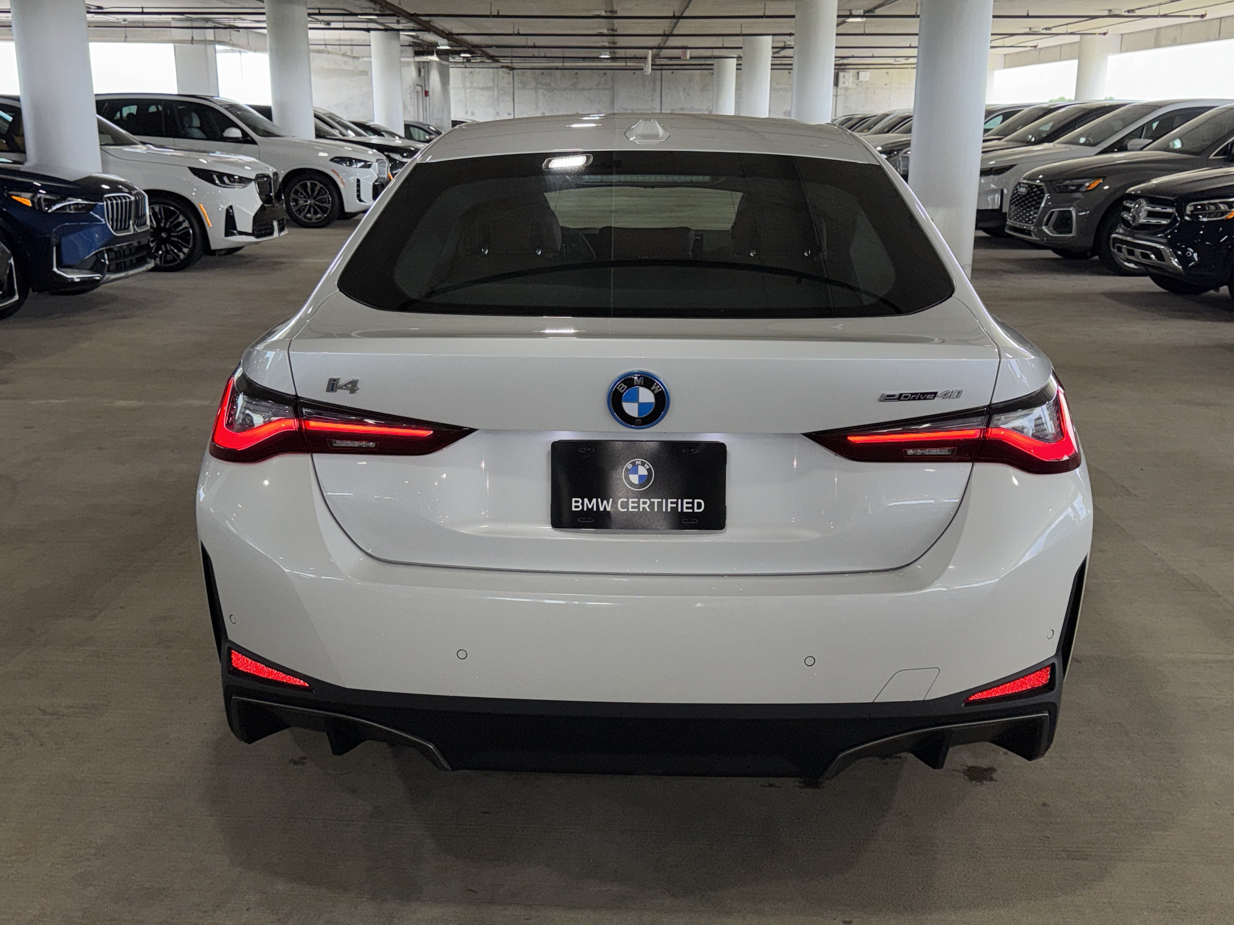Used 2025 BMW i4 eDrive40 w/ Premium Package RWD image 5