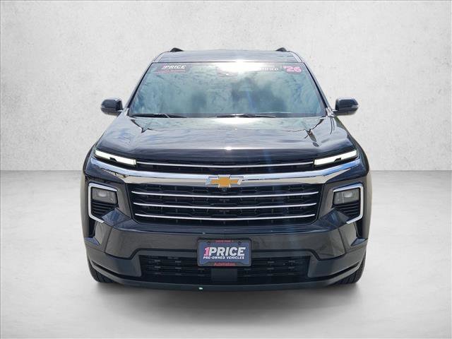 Used 2026 Chevrolet Traverse LT w/ Driver Confidence Package image 2