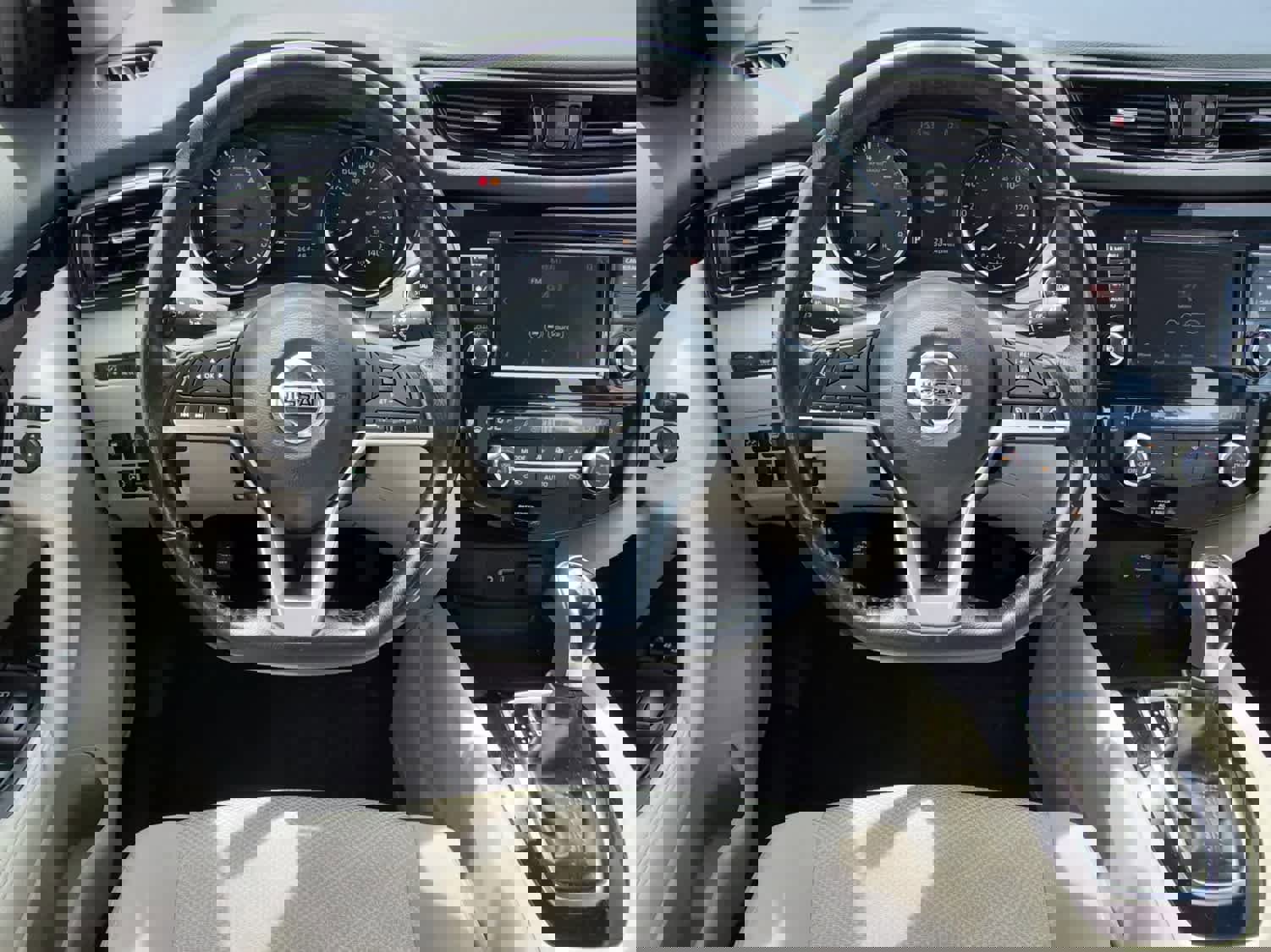 Used 2022 Nissan Rogue Sport SV image 8