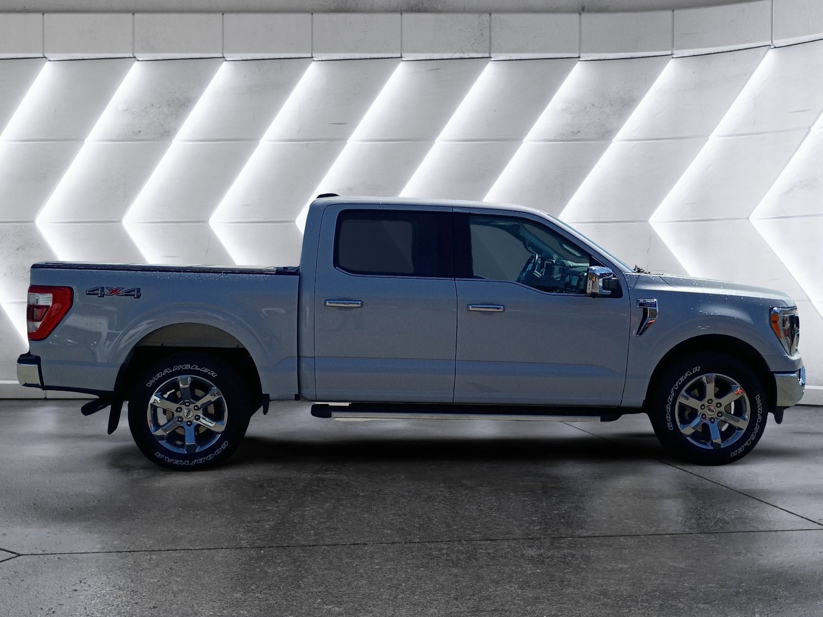 Used 2021 Ford F150 Lariat AWD/4WD image 7