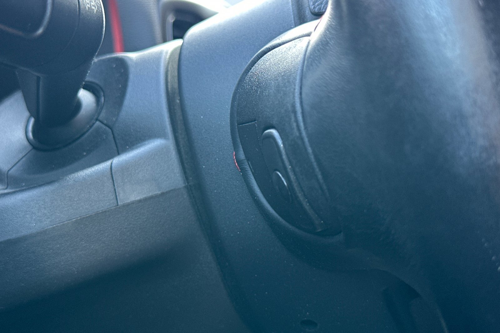 Used 2018 Jeep Compass Trailhawk image 38