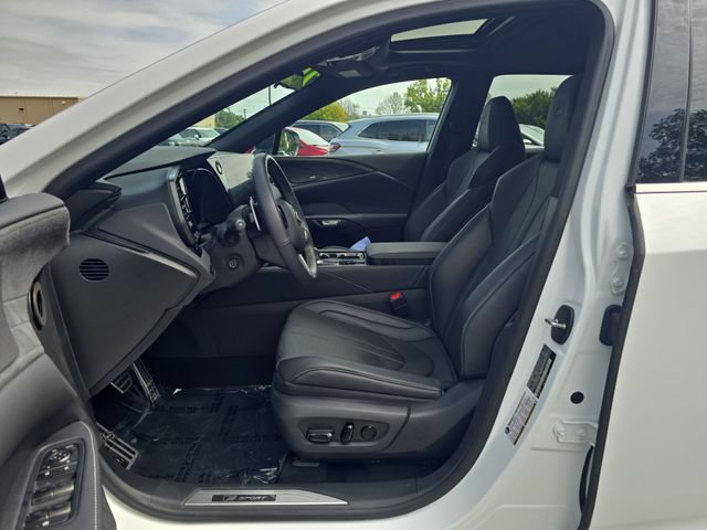 Used 2024 Lexus RX 350 F Sport w/ Convenience Package AWD/4WD image 13