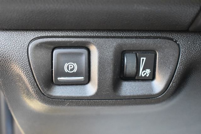 Used 2018 GMC Acadia SLT w/ LPO, Floor Liner Package AWD/4WD image 25