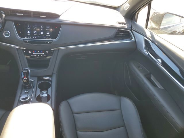 Used 2025 Cadillac XT5 Premium Luxury image 29