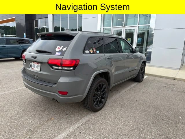Used 2022 Jeep Grand Cherokee Laredo X AWD/4WD image 7
