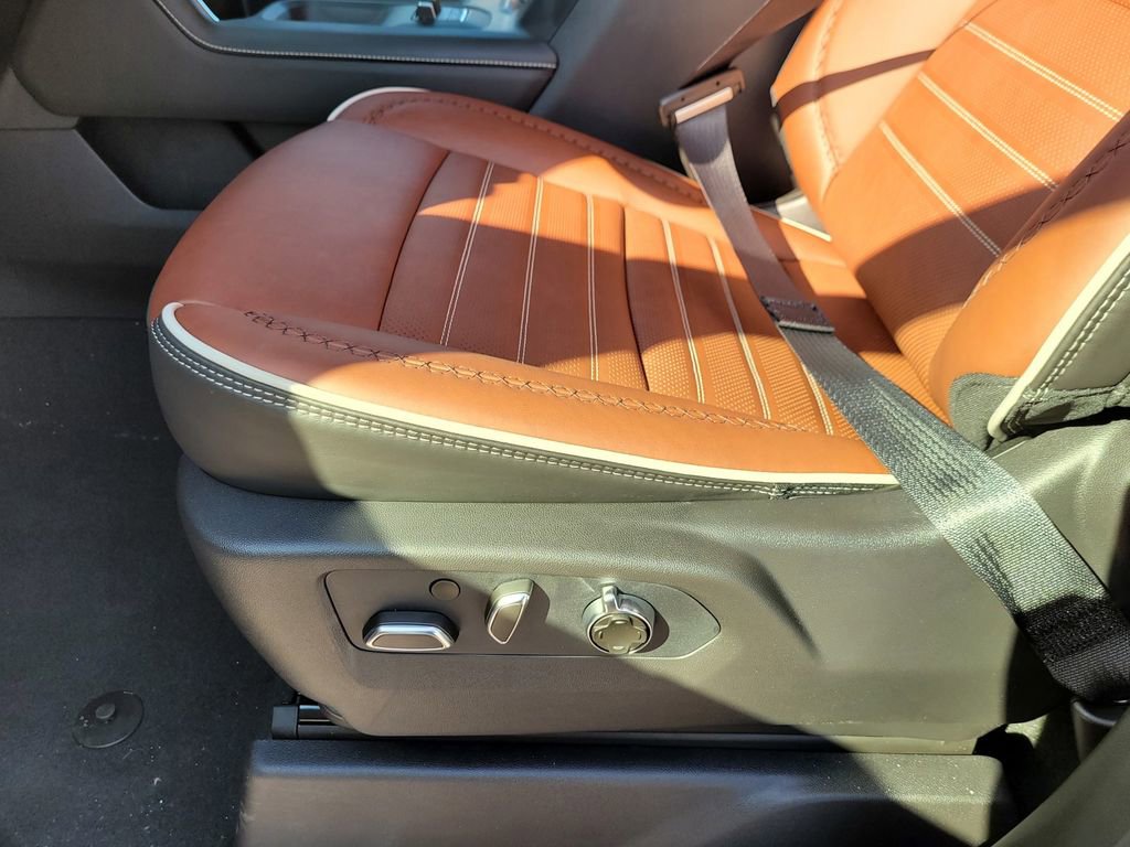 New 2026 GMC Sierra 2500 Denali Ultimate w/ Max Trailering Package AWD/4WD image 14