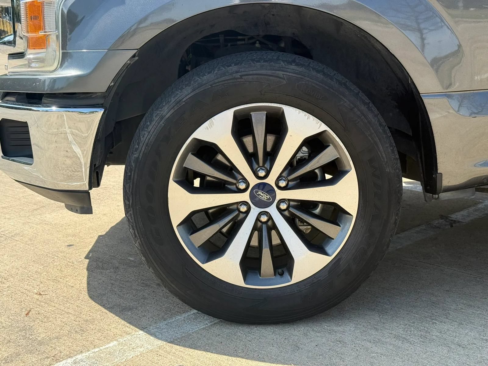 Used 2019 Ford F150 XLT RWD image 12