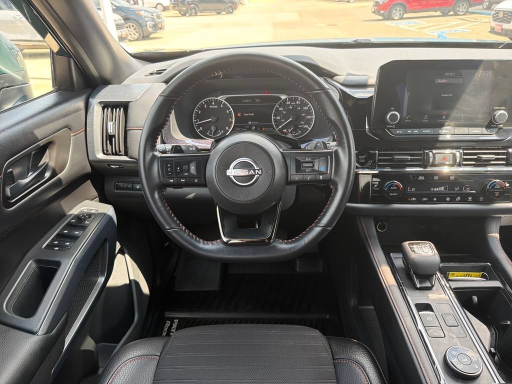 Used 2025 Nissan Pathfinder Rock Creek AWD/4WD image 13