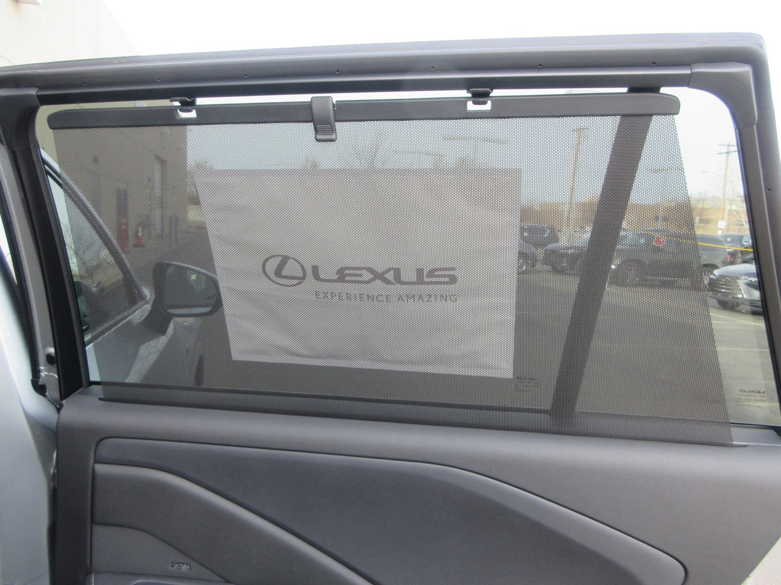 New 2025 Lexus TX 500h AWD image 17