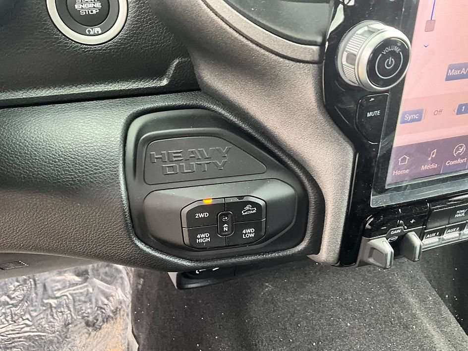 New 2026 RAM 2500 Warlock AWD/4WD image 23