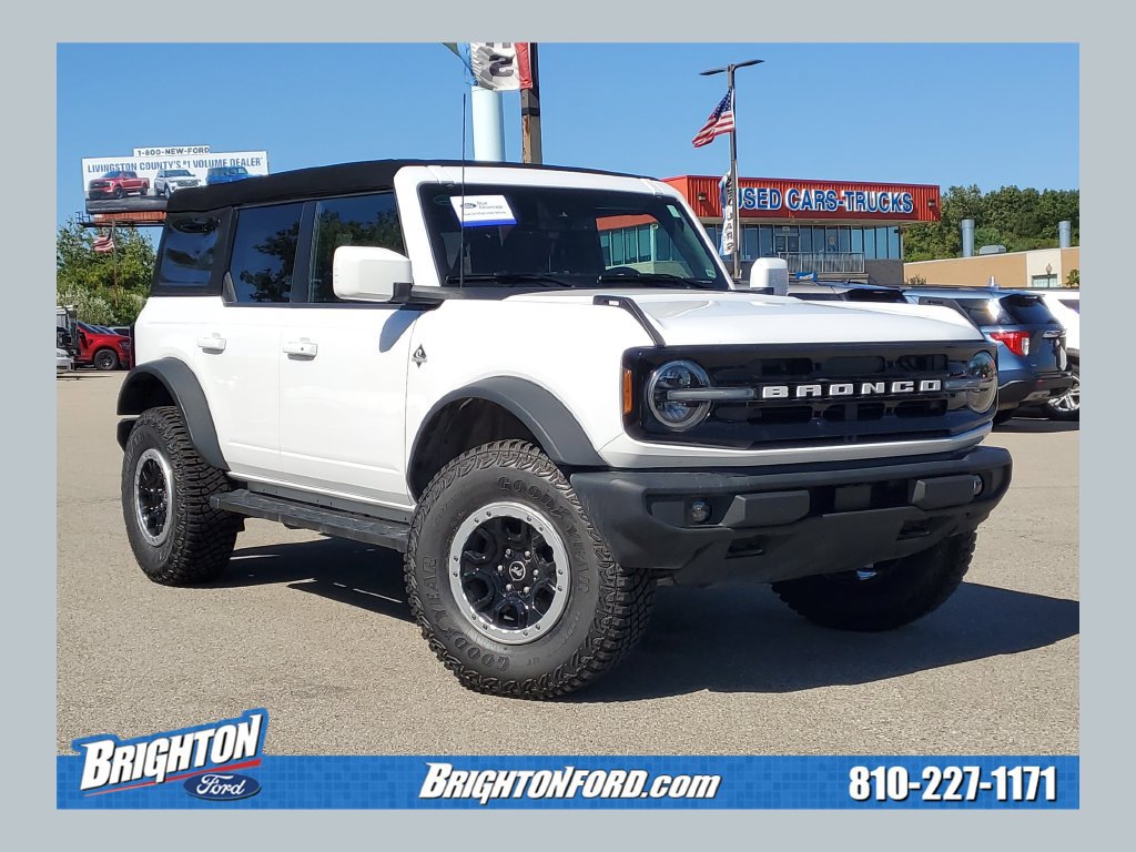 Certified 2023 Ford Bronco Outer Banks w/ Sasquatch Package