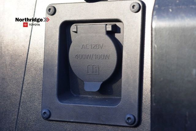 Used 2023 Toyota Tundra Limited image 14