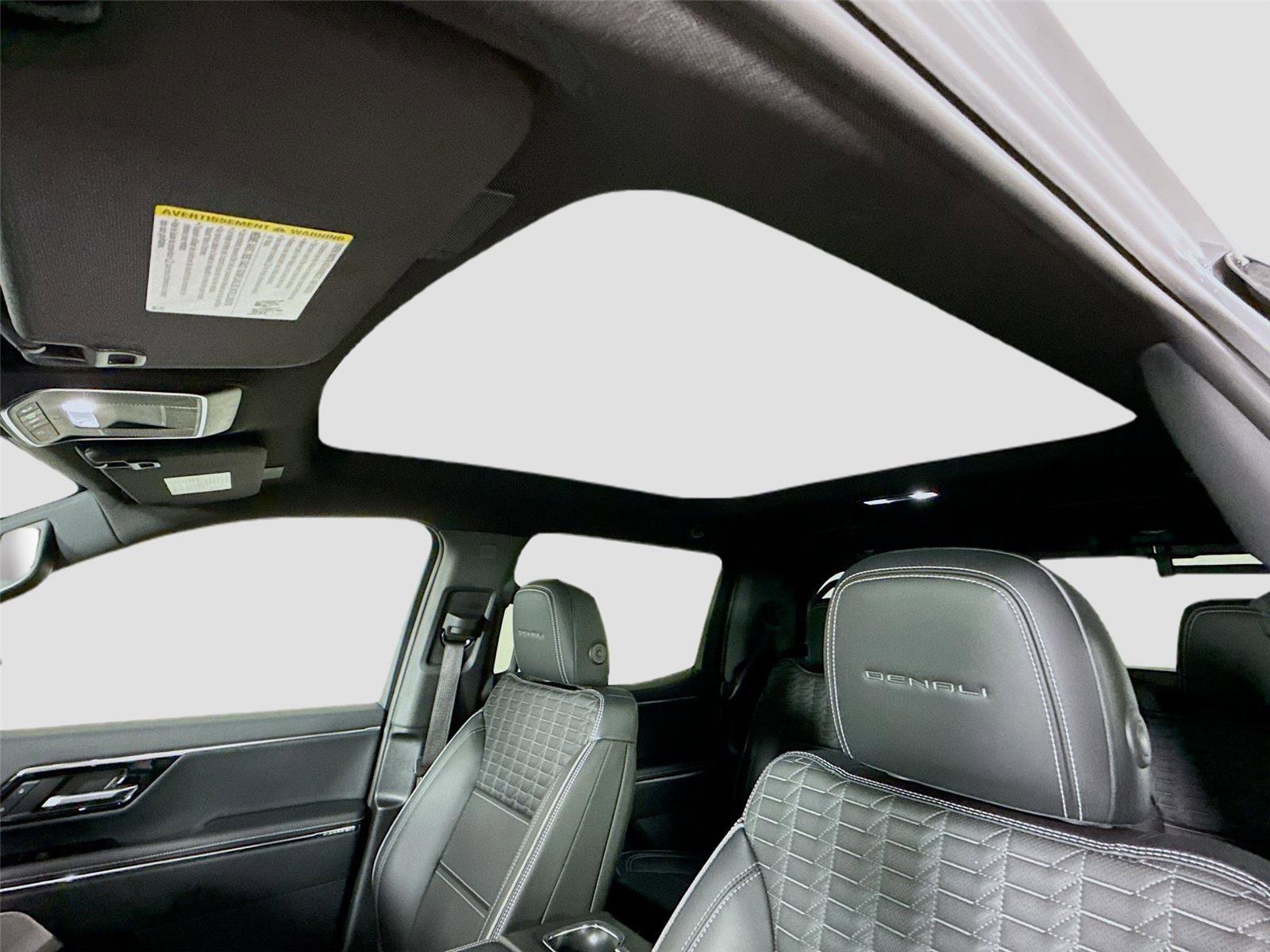 Used 2025 GMC Sierra EV Denali image 17