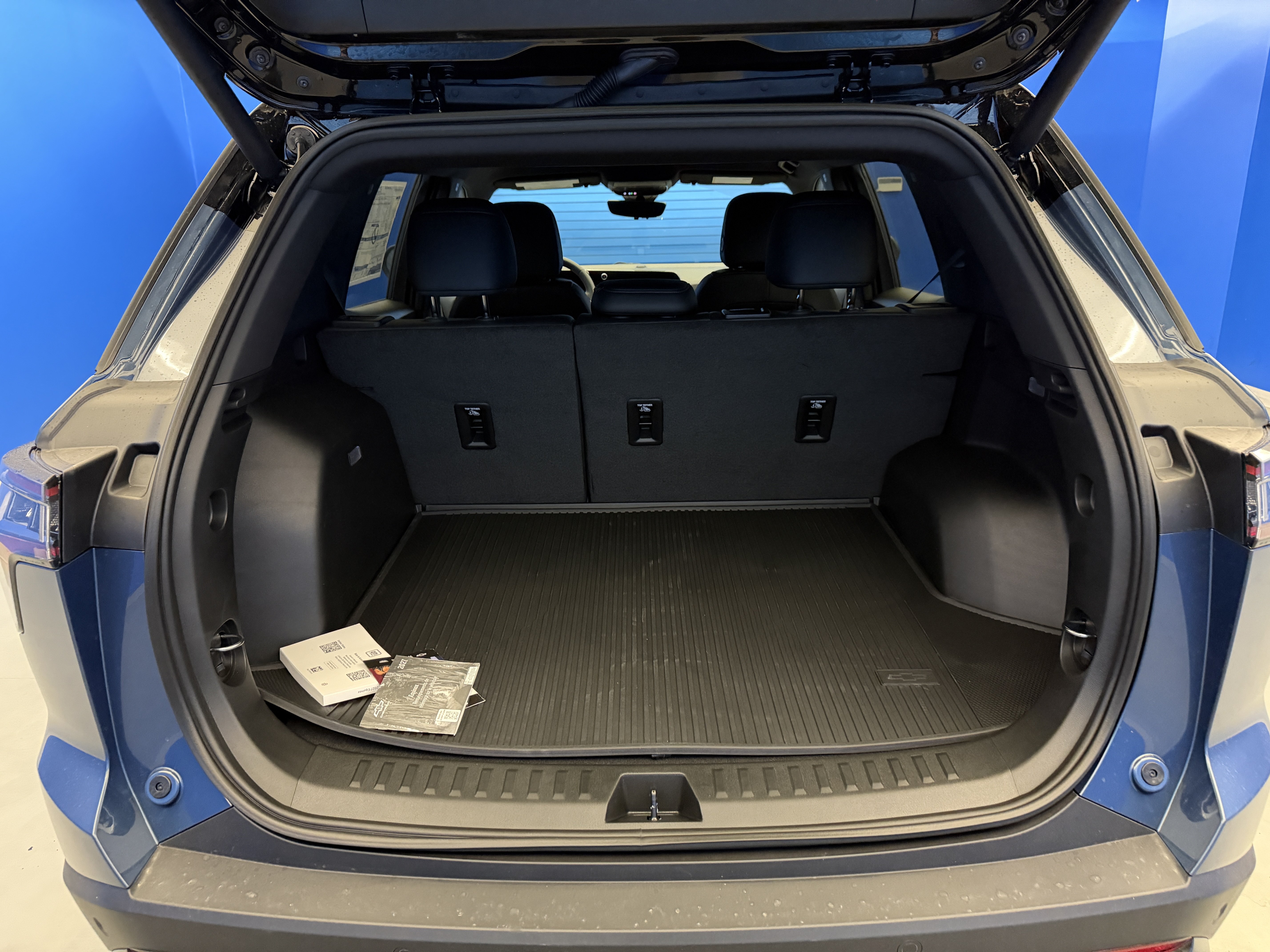 New 2027 Chevrolet Equinox RS w/ Safety and Technology Package AWD/4WD image 28