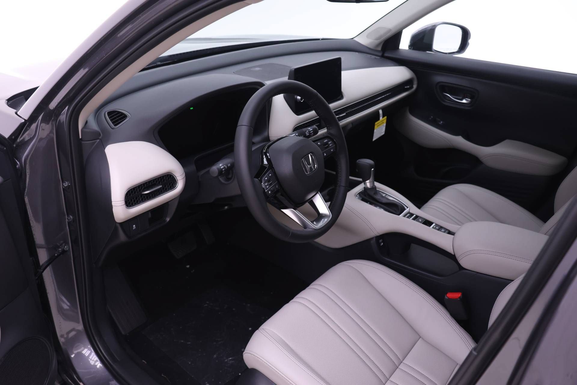 New 2027 Honda HR-V EX-L image 3