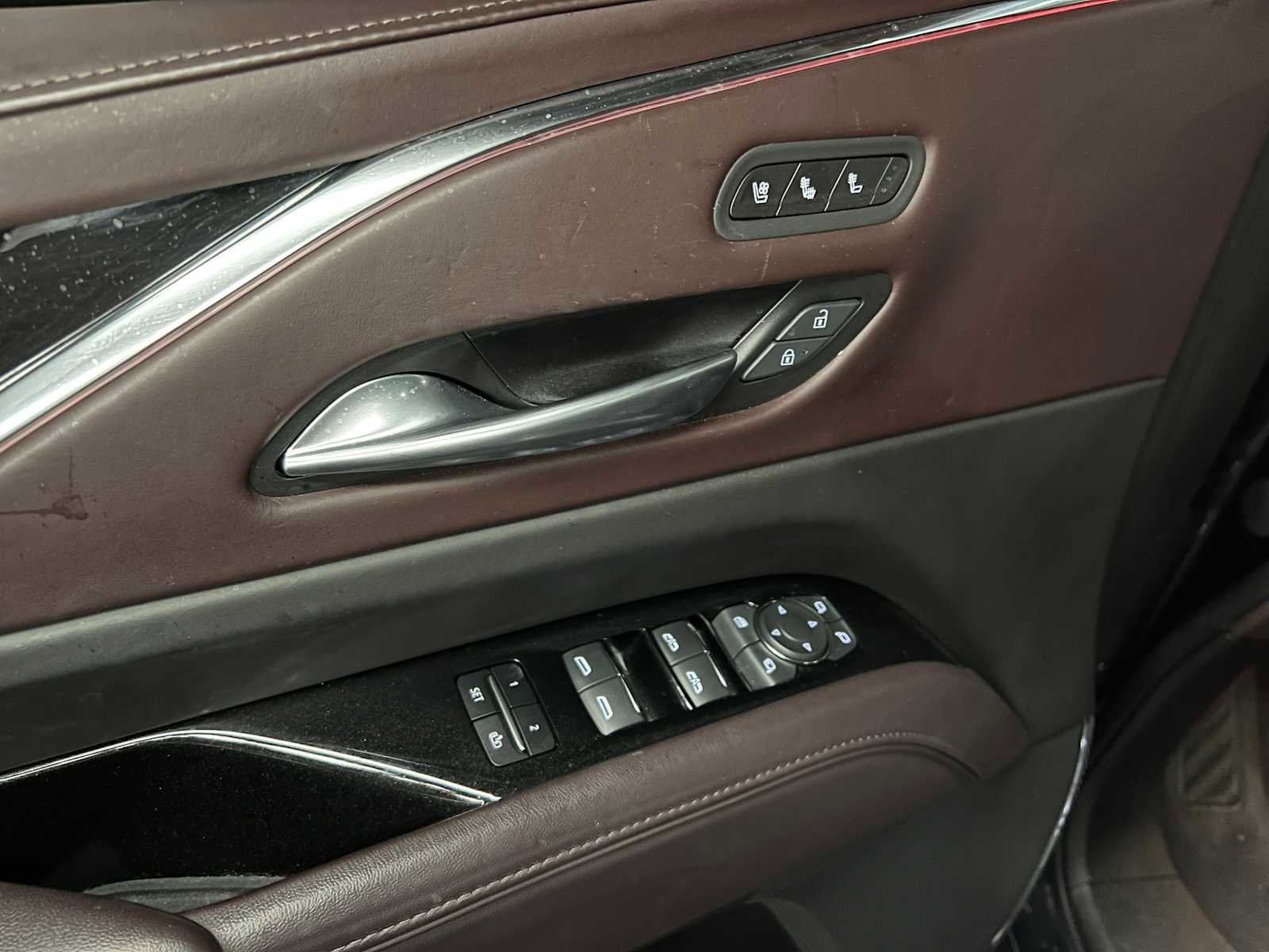 Used 2023 Cadillac Escalade Sport Platinum AWD/4WD image 22