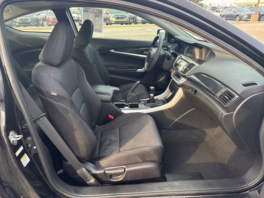 Used 2014 Honda Accord EX image 10