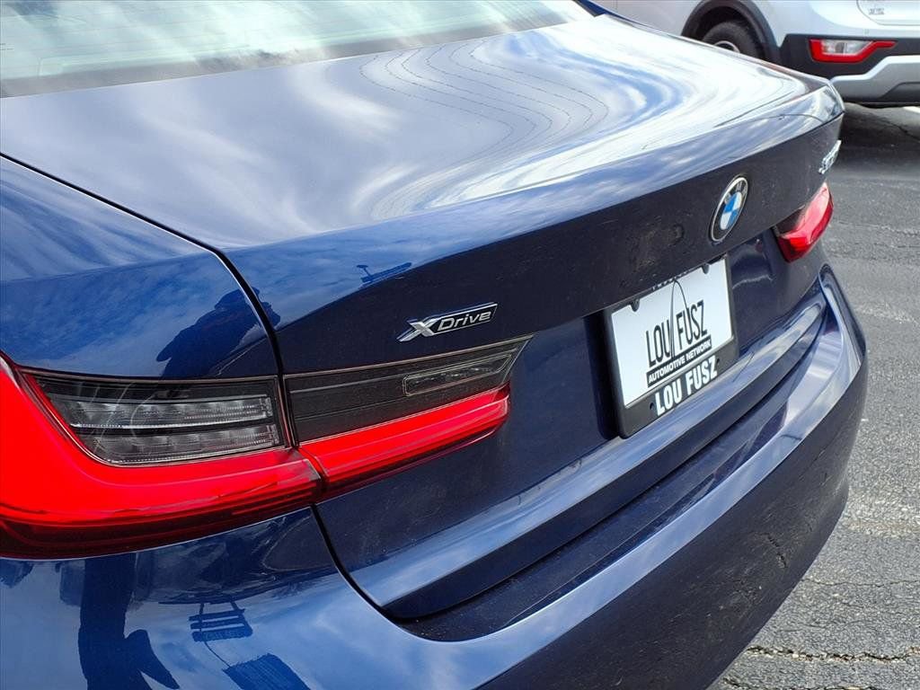 Used 2020 BMW 330i xDrive Sedan w/ Convenience Package image 31