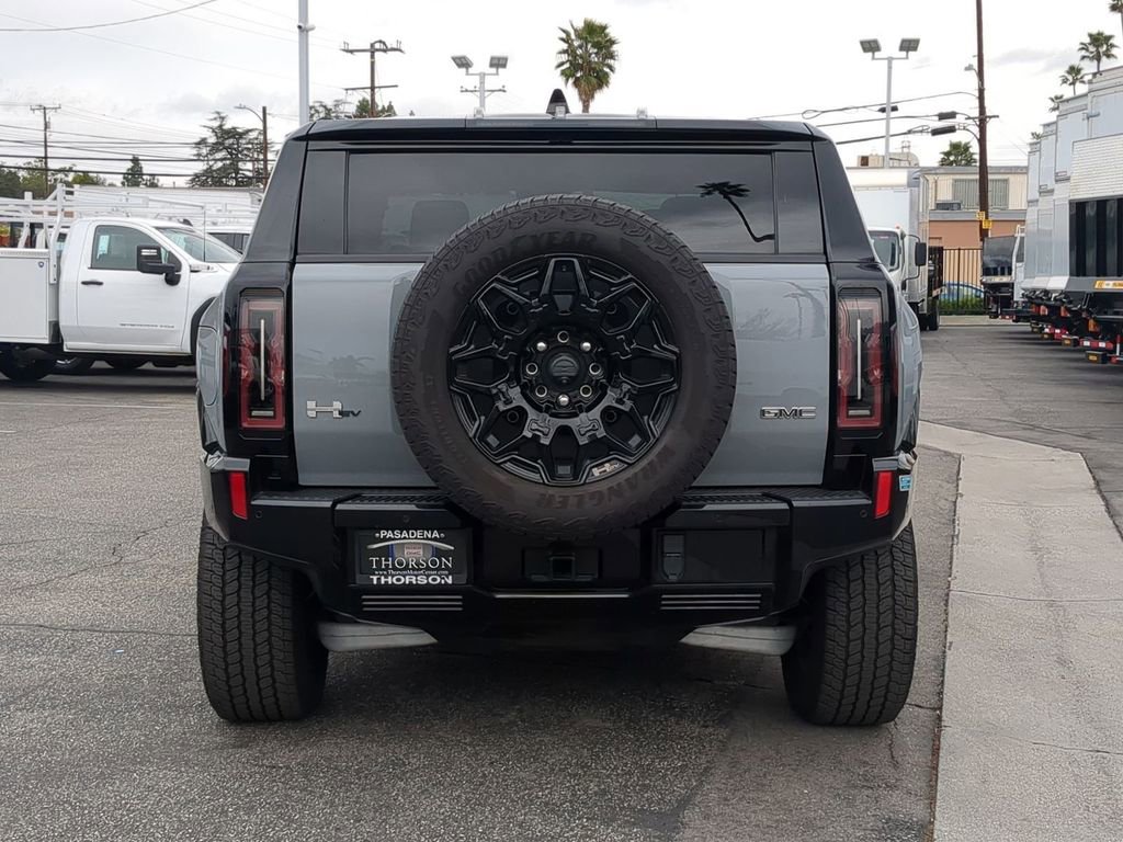 Used 2025 GMC Hummer EV 2X image 5