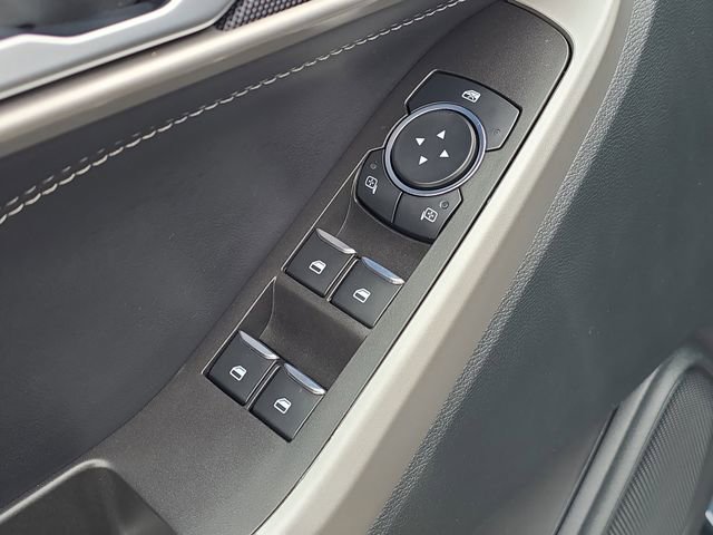 Certified 2024 Ford Explorer XLT w/ Equipment Group 202A image 12