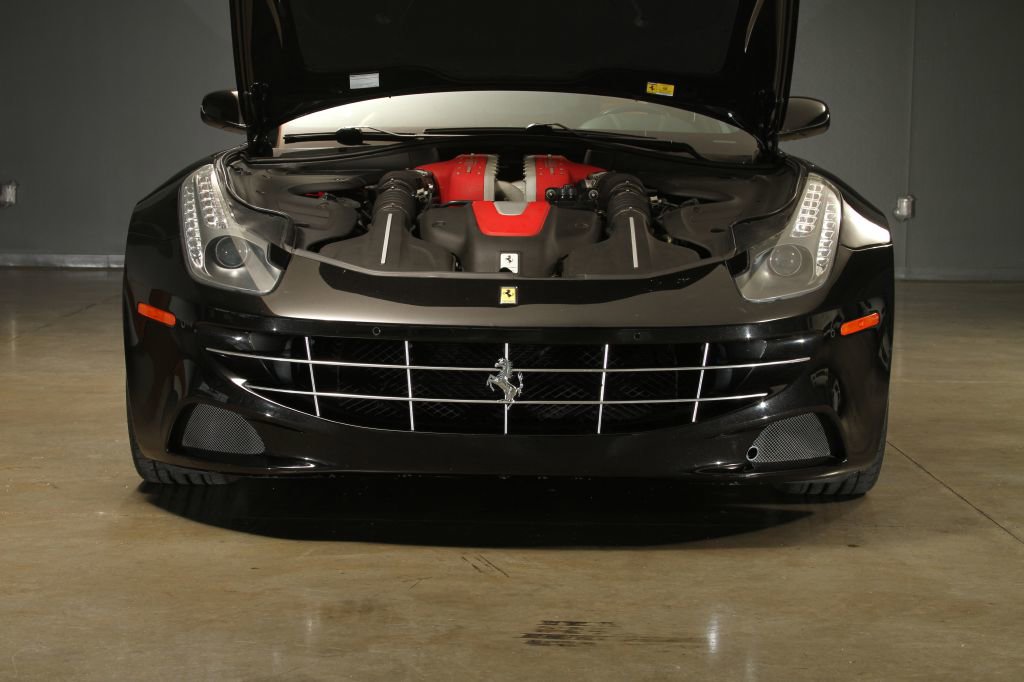 Used 2016 Ferrari FF image 56