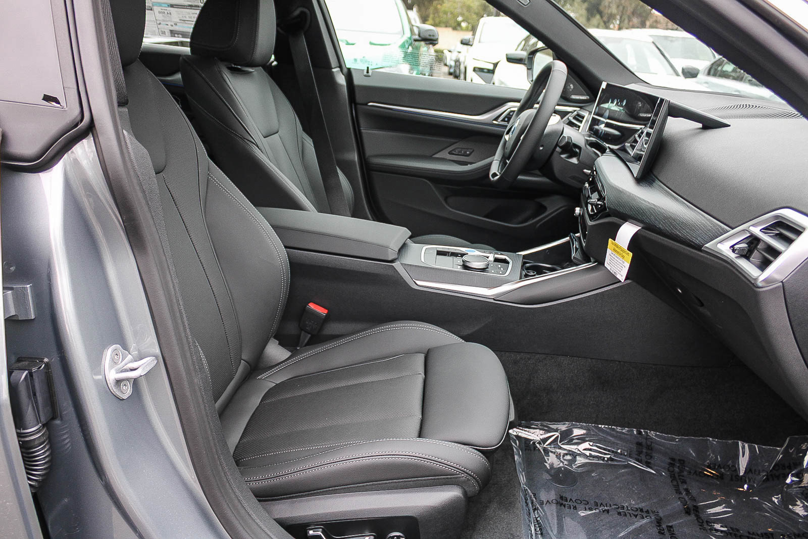 New 2026 BMW i4 eDrive40 w/ Premium Package RWD image 16