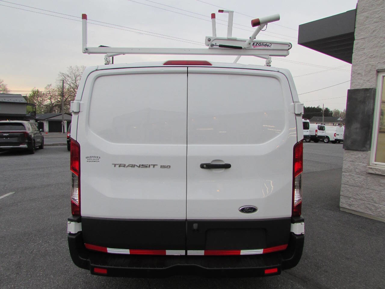 Used 2018 Ford Transit 150 130 Low Roof w/ Exterior Upgrade Package image 4