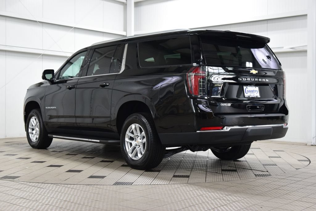 New 2026 Chevrolet Suburban LS w/ Max Trailering Package AWD/4WD image 6