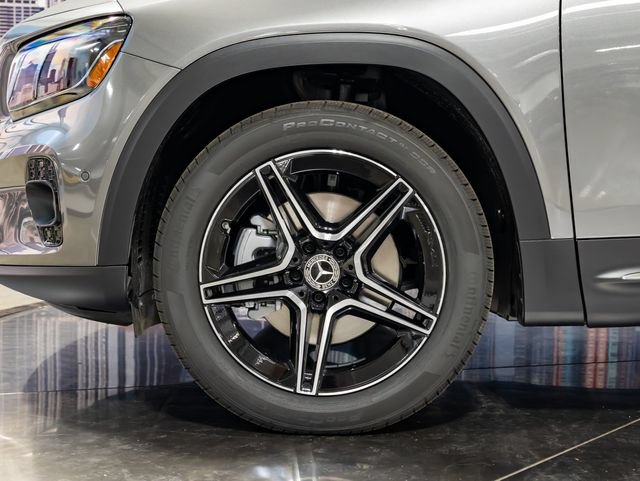 Used 2026 Mercedes-Benz GLB 250 4MATIC image 7