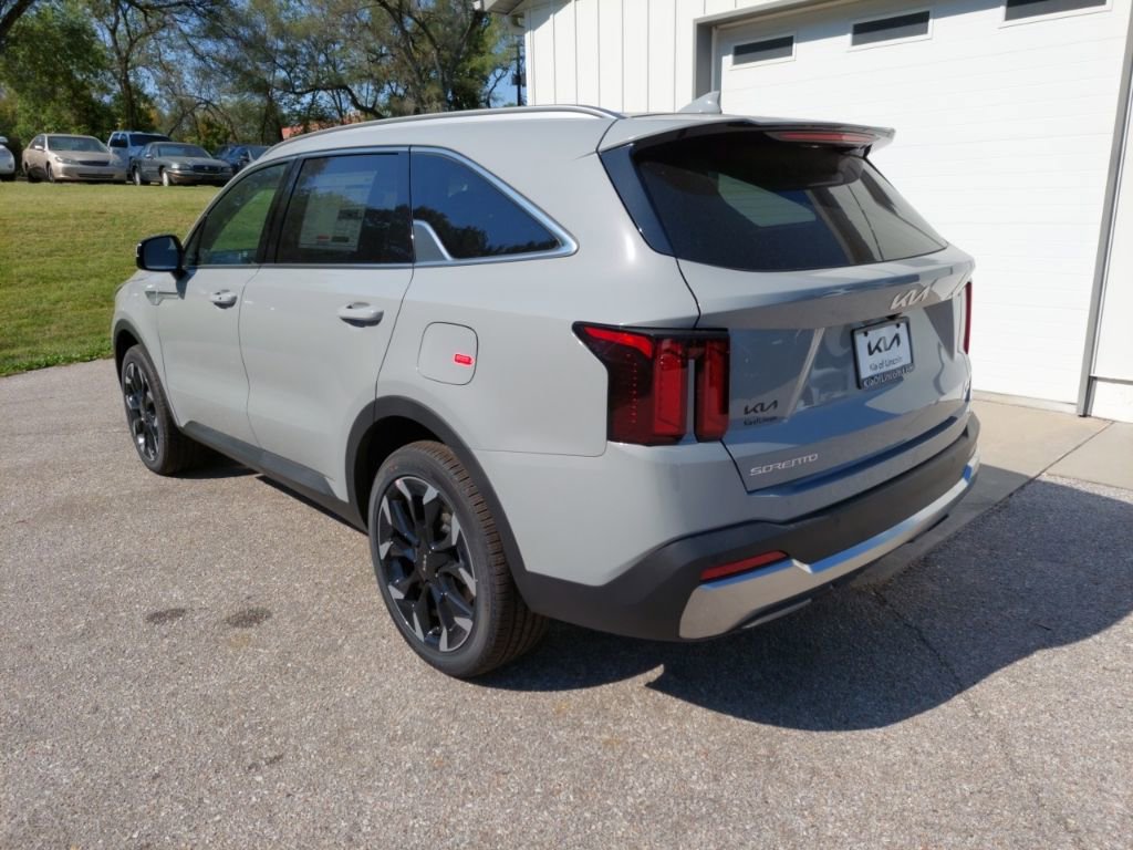 New 2026 Kia Sorento EX image 8