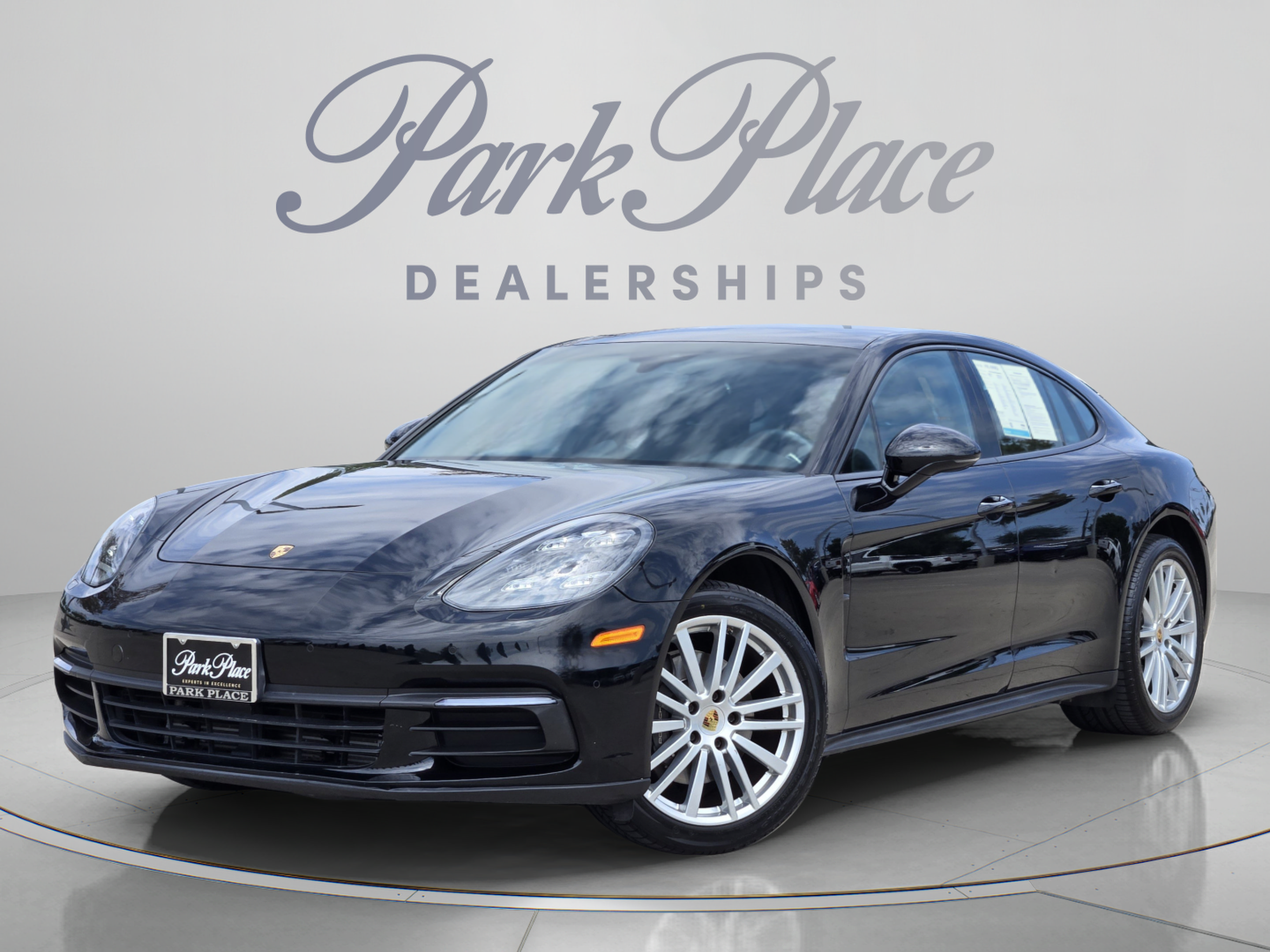 Used 2017 Porsche Panamera 4