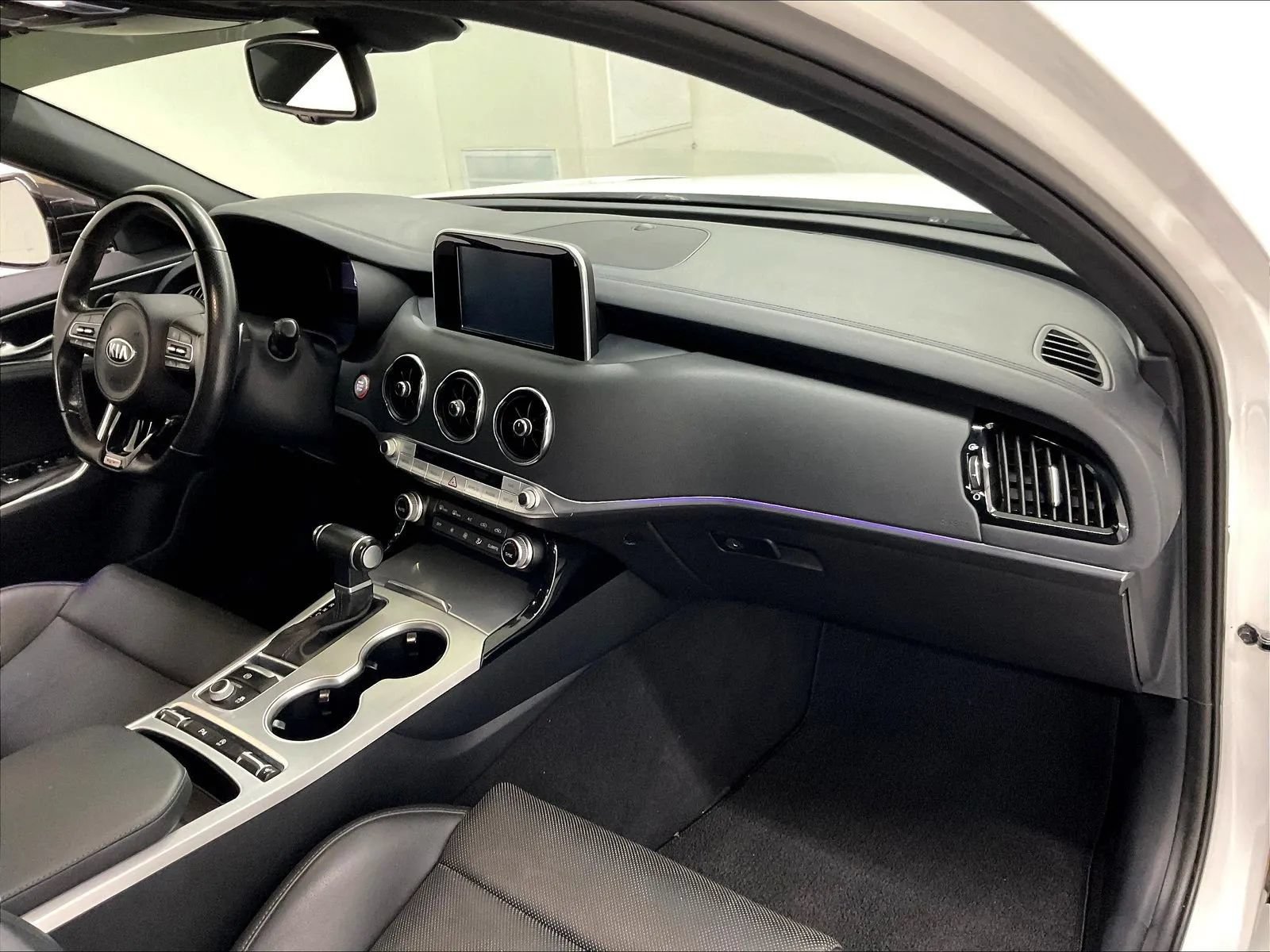 Used 2019 Kia Stinger GT RWD image 12