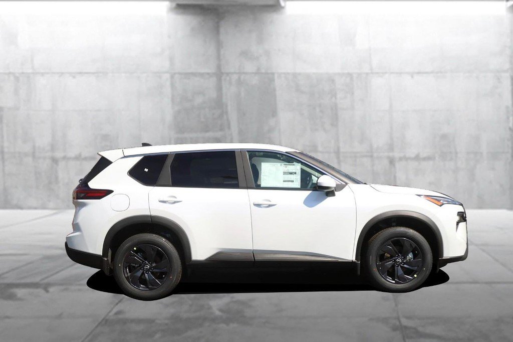 New 2026 Nissan Rogue SV w/ Cold Weather Package image 5