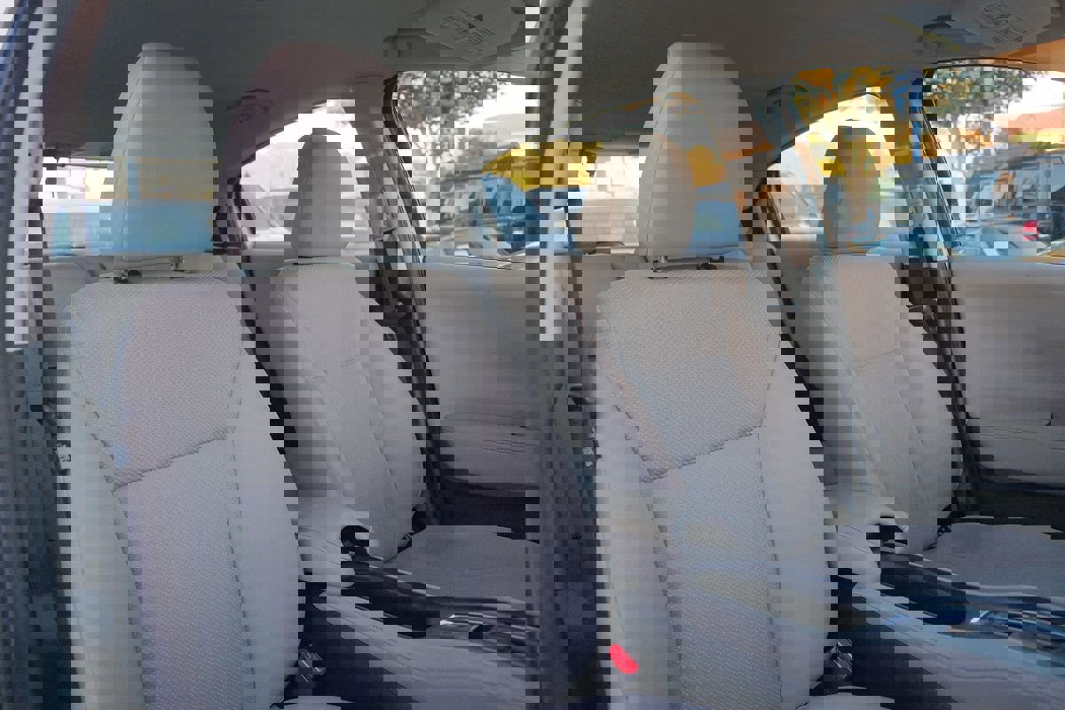 Used 2017 Honda HR-V LX image 26