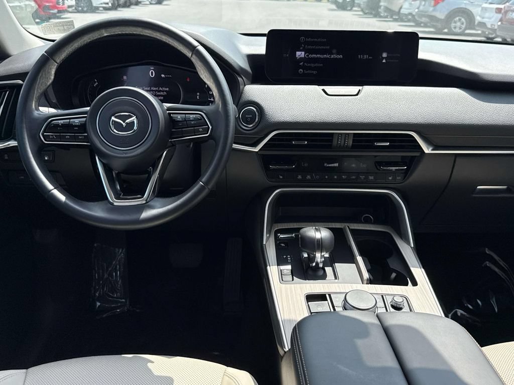 Used 2024 MAZDA CX-90 Plug-In Hybrid w/ Premium Pkg AWD/4WD image 3