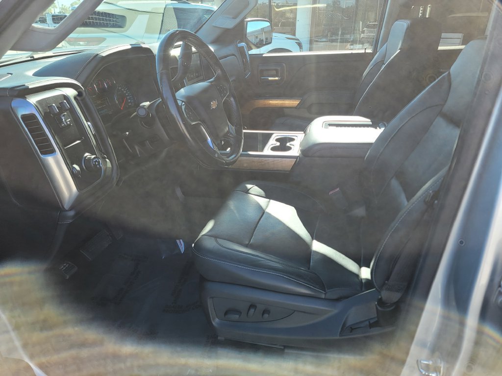 Used 2018 Chevrolet Silverado 1500 LTZ RWD image 11