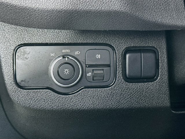 Used 2025 Mercedes-Benz Sprinter 2500 image 19