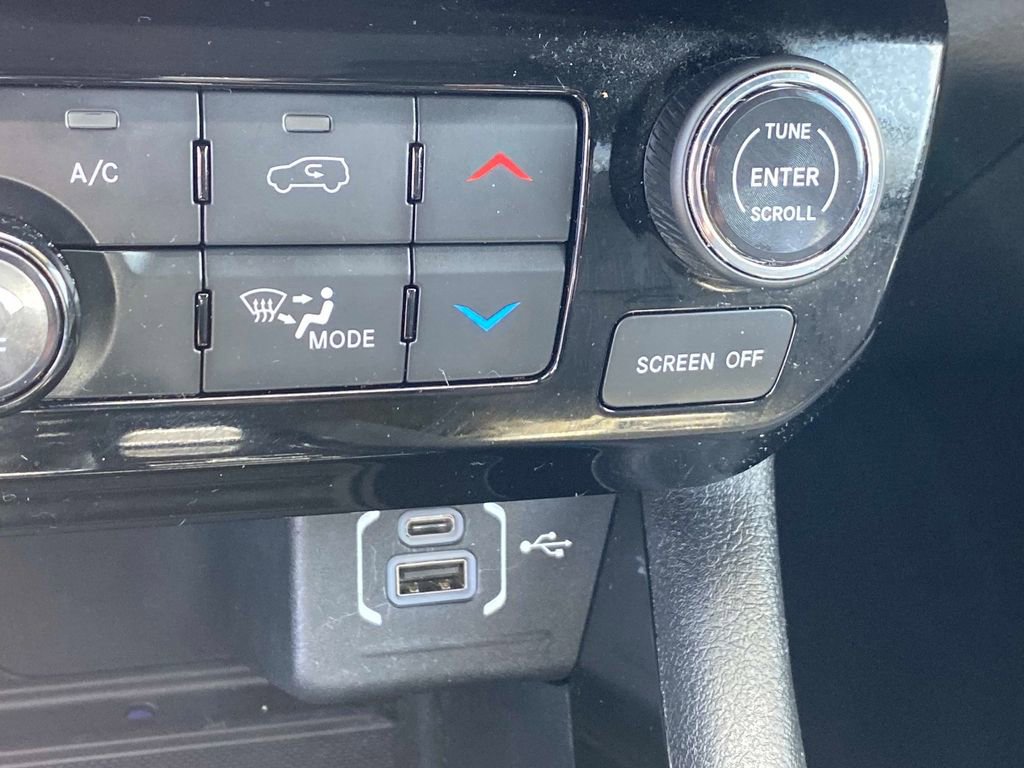 Certified 2022 Jeep Compass Limited w/ Elite Group AWD/4WD image 16