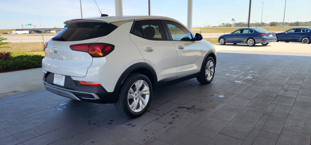 Used 2024 Buick Encore GX Preferred image 6