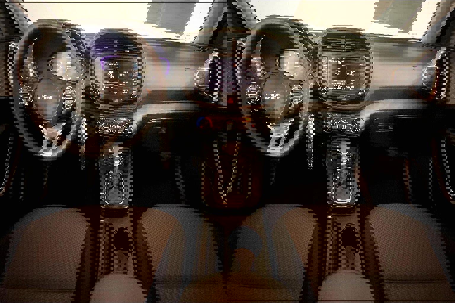 Used 2025 Kia Soul LX w/ LX Technology Package image 15