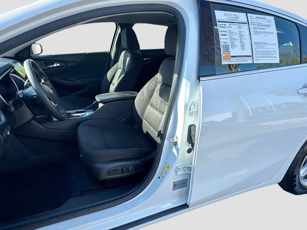 Used 2024 Chevrolet Malibu LT image 22